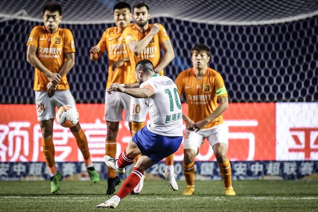 英超-热苏斯双响哈弗茨破门 阿森纳5-1水晶宫